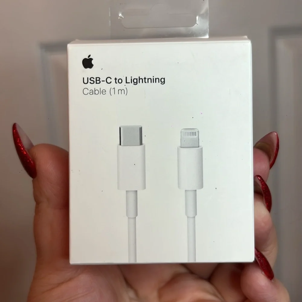 Apple USB-C to Lightning Cable (1m) - White